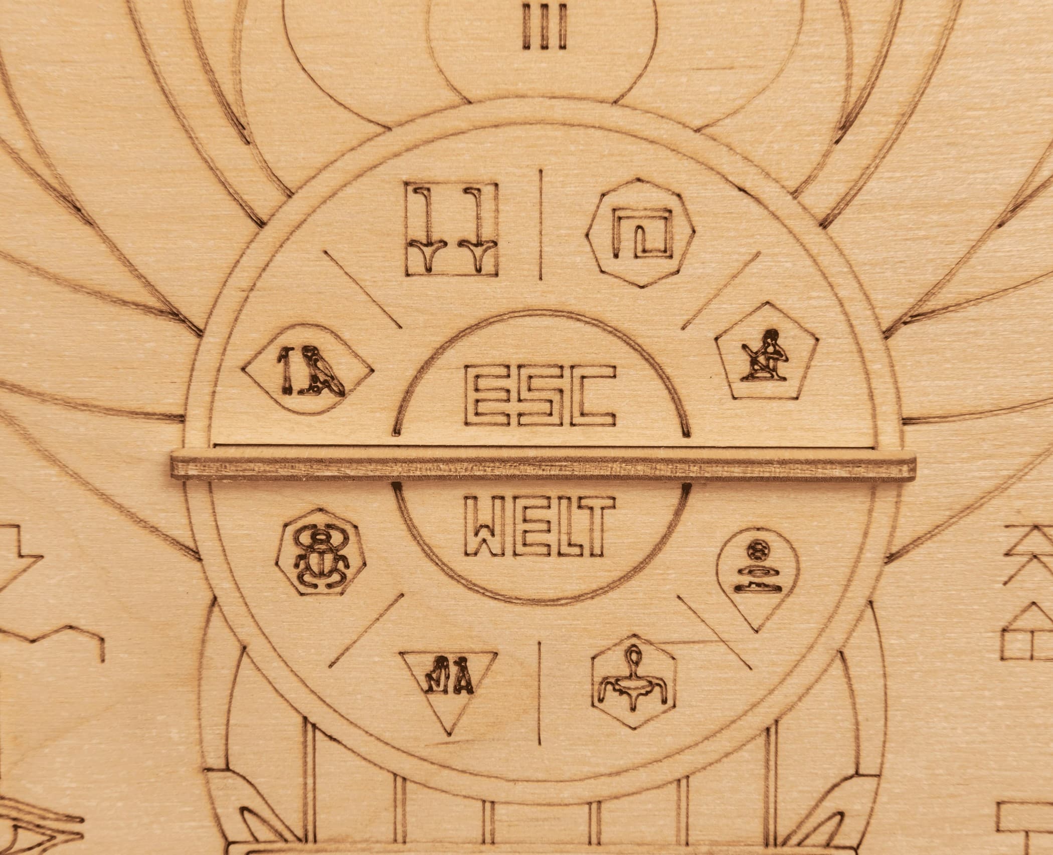 Immagini e foto di Quest Pyramid. ESC WELT.